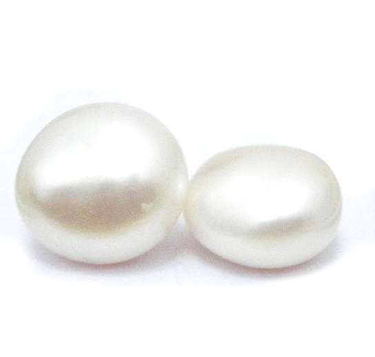 White 15-16mm Thick Undrilled Coin Pair